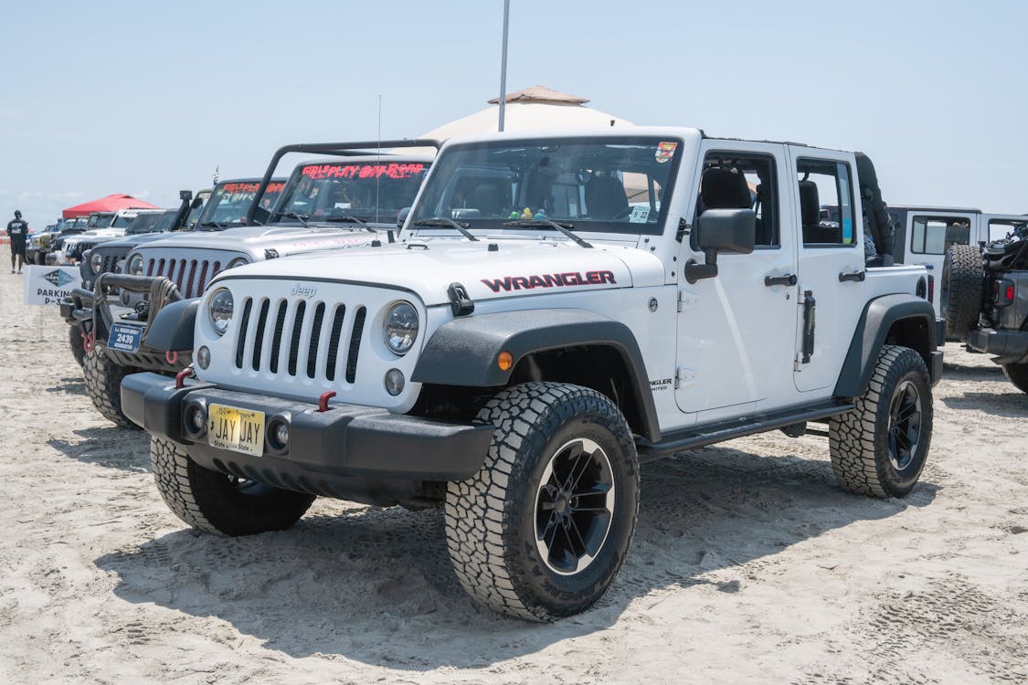 Jeep Wrangler Hard Top vs Soft Top