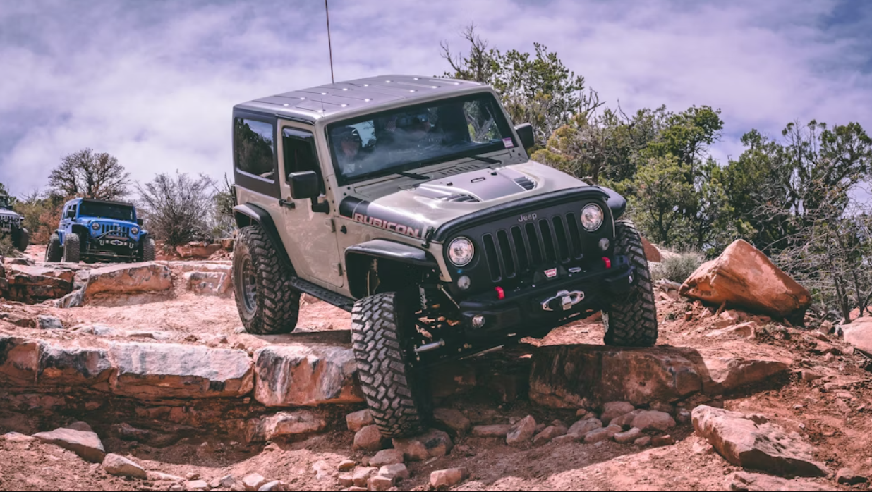 Jeep Wrangler Manual vs Automatic Transmission