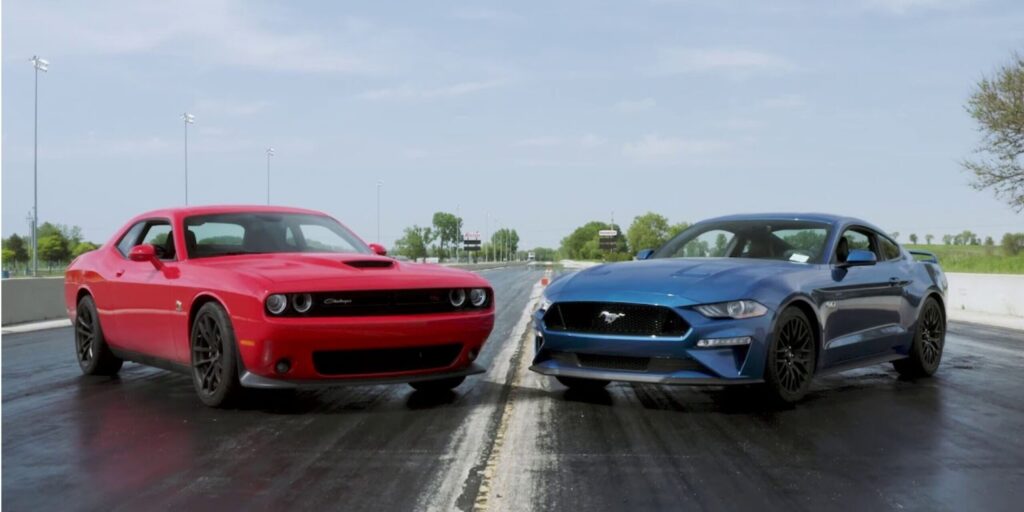 Dodge Challenger Vs Ford Mustang