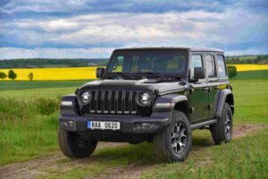 jeep wrangler vs